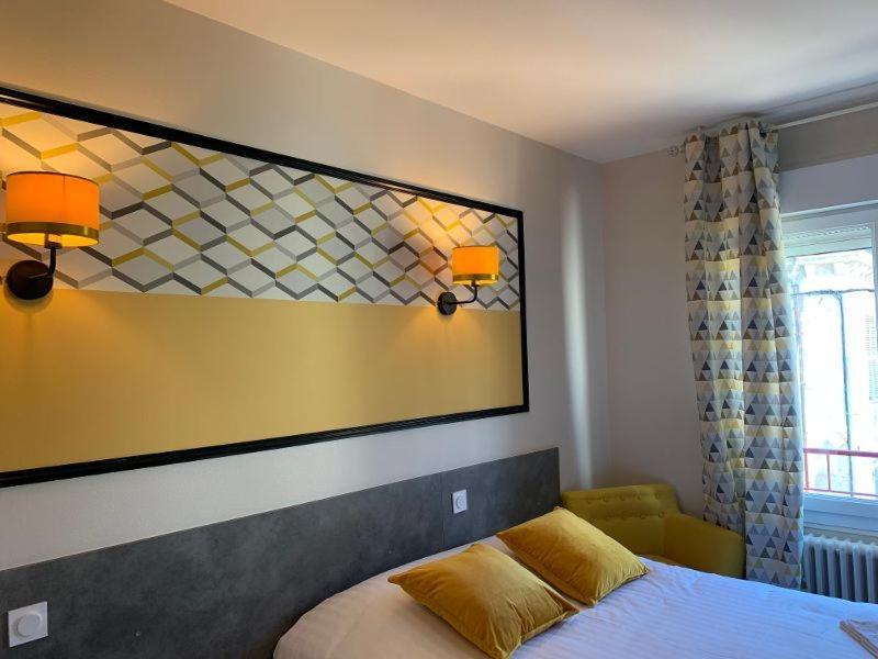 Hotel Du Centre - Restaurant Le P'Tit Gourmet Tonnerre Zewnętrze zdjęcie