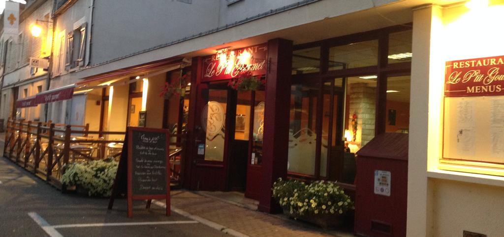 Hotel Du Centre - Restaurant Le P'Tit Gourmet Tonnerre Zewnętrze zdjęcie