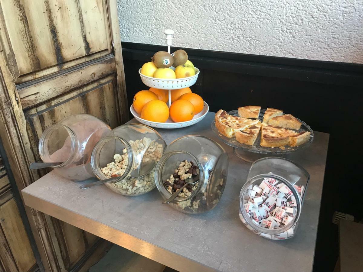 Hotel Du Centre - Restaurant Le P'Tit Gourmet Tonnerre Zewnętrze zdjęcie
